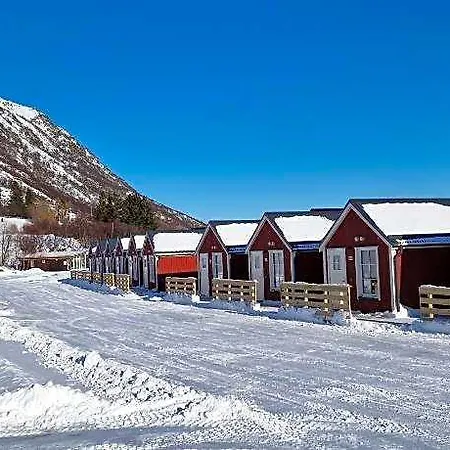 Lofoten Basecamp Lodge *