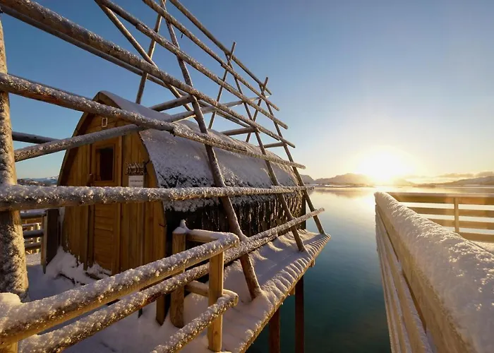 Jaktstuga Lofoten Basecamp *