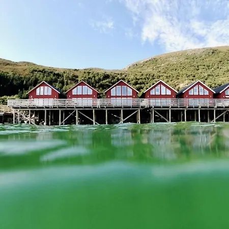 Lofoten Basecamp *